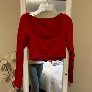 Red cropped Long Sleeve Top